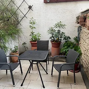 https://studio-apartment-laura-punat.primorje-gorskikotar.com