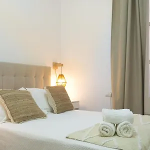 https://casa-macias.es-andalucia.com